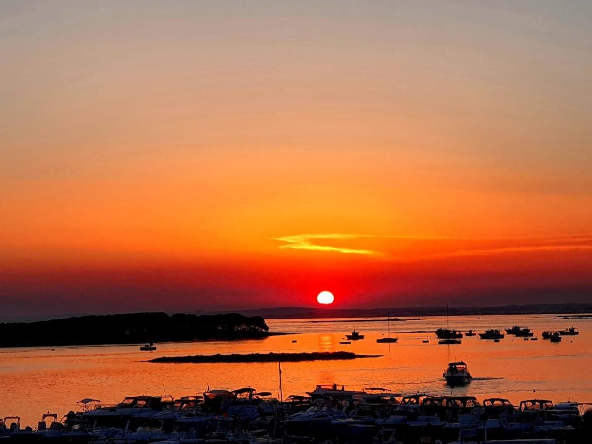 Marebed Hotel Porto Cesareo Bagian luar foto