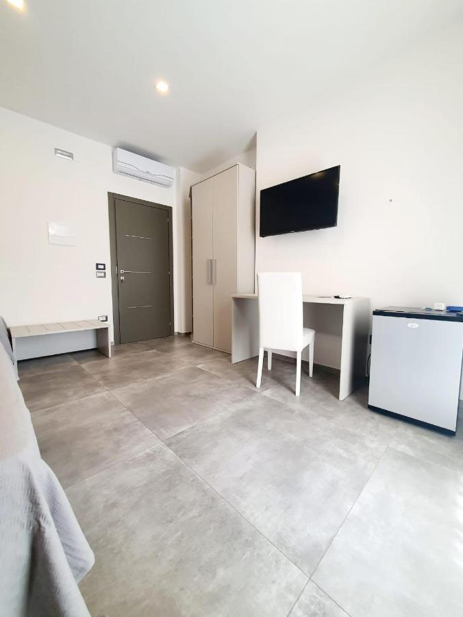 Marebed Hotel Porto Cesareo Bagian luar foto