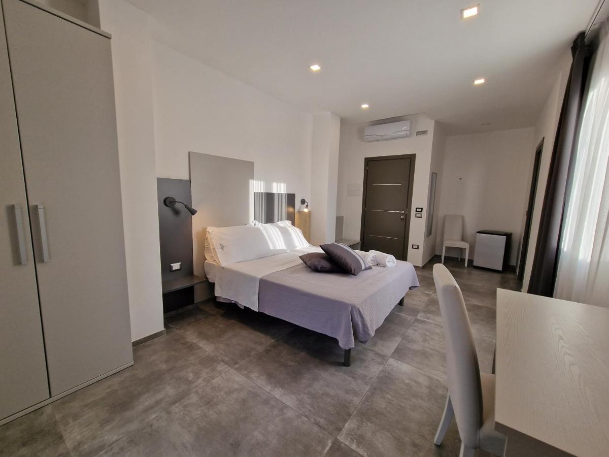 Marebed Hotel Porto Cesareo Bagian luar foto