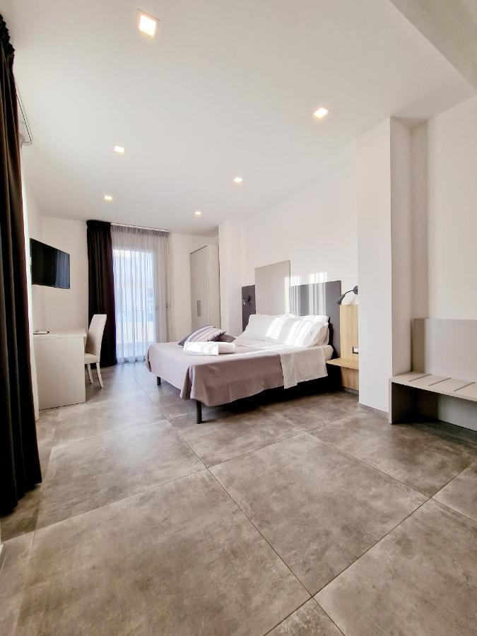 Marebed Hotel Porto Cesareo Bagian luar foto