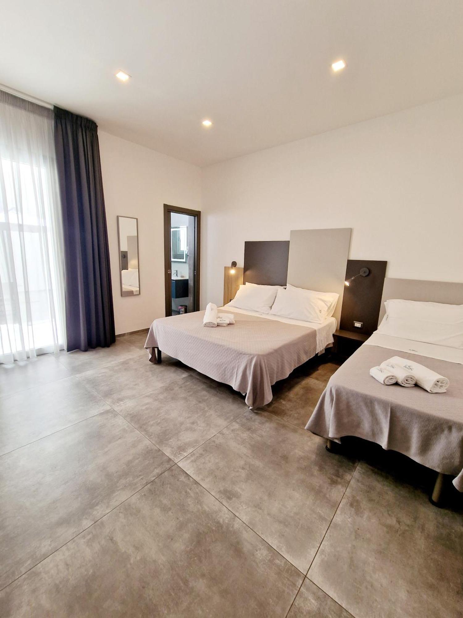 Marebed Hotel Porto Cesareo Bagian luar foto